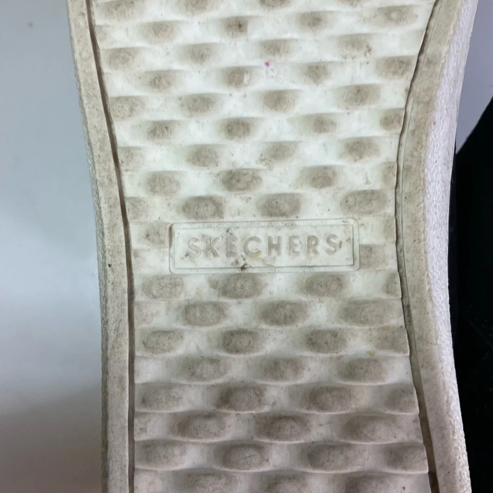 Skechers Goldie Never Tell Hidden Wedge Suede Slip On Boots Size‎ 8.5